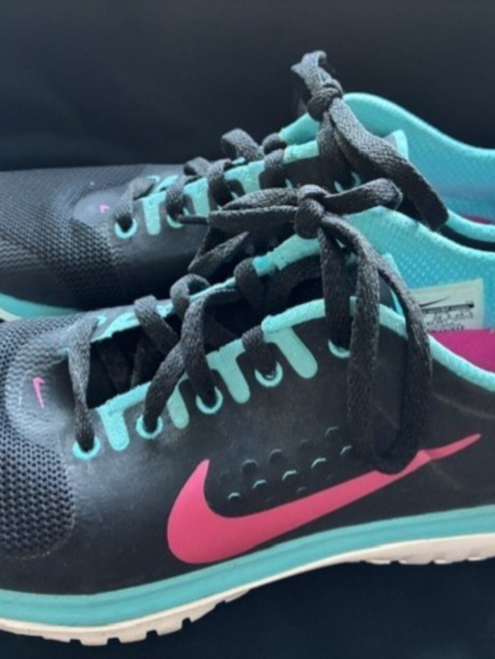 Women's Nike Fitsole Athletic Shoes - Black w/light Blue trim - Size 7.5